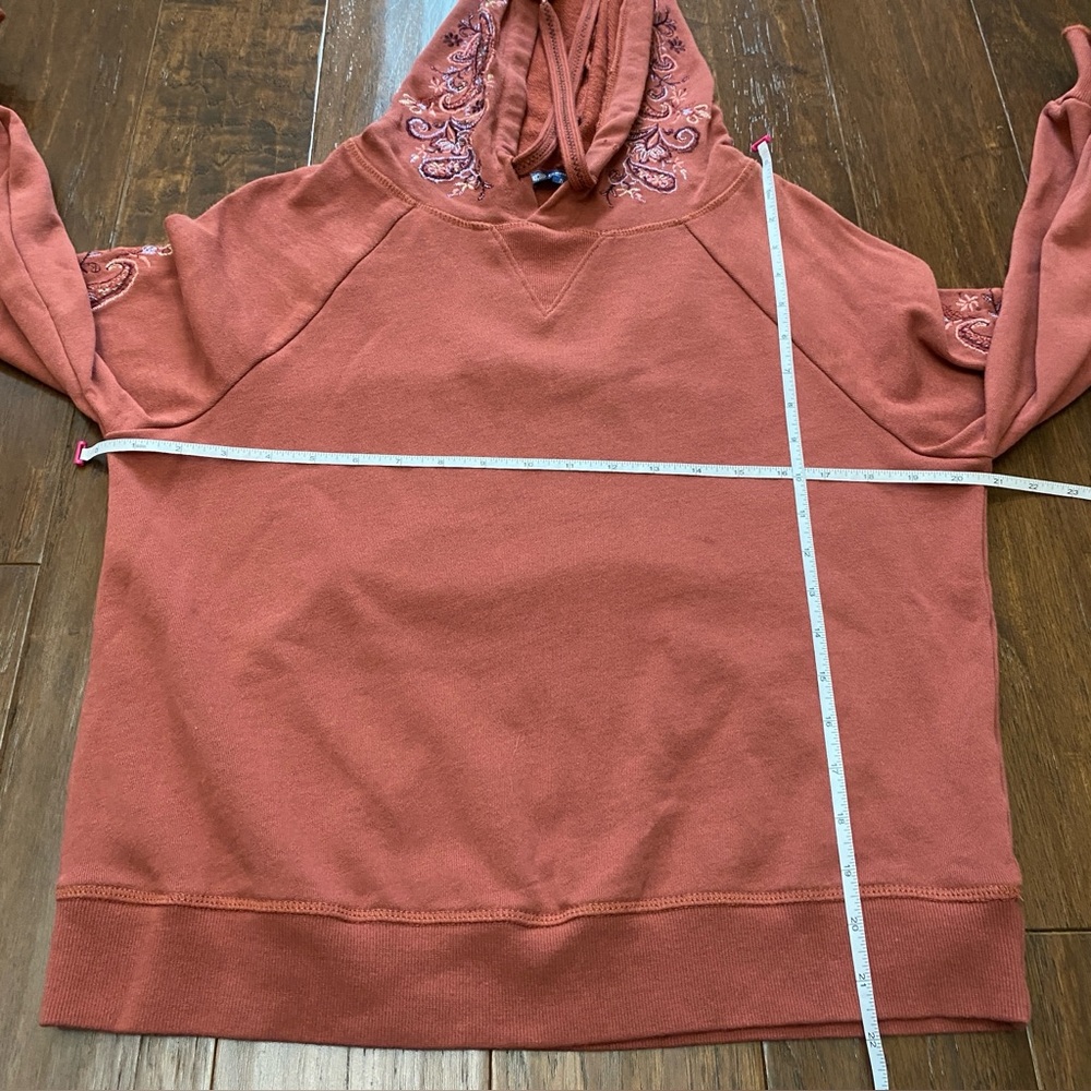 Democracy Embroidered Lightweight Hoodie Size Small - Picture 11 of 11